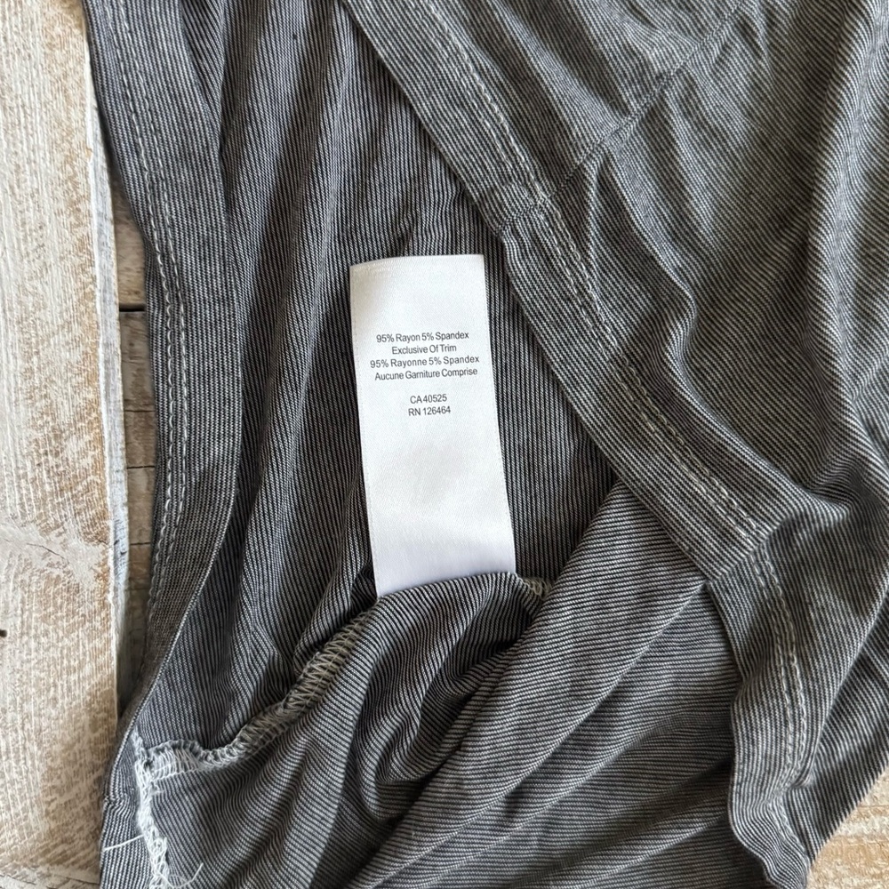 FREE W/ ITEM EQUAL/MORE VALUE Chic Micro Striped Basic Tee - Picture 6 of 6